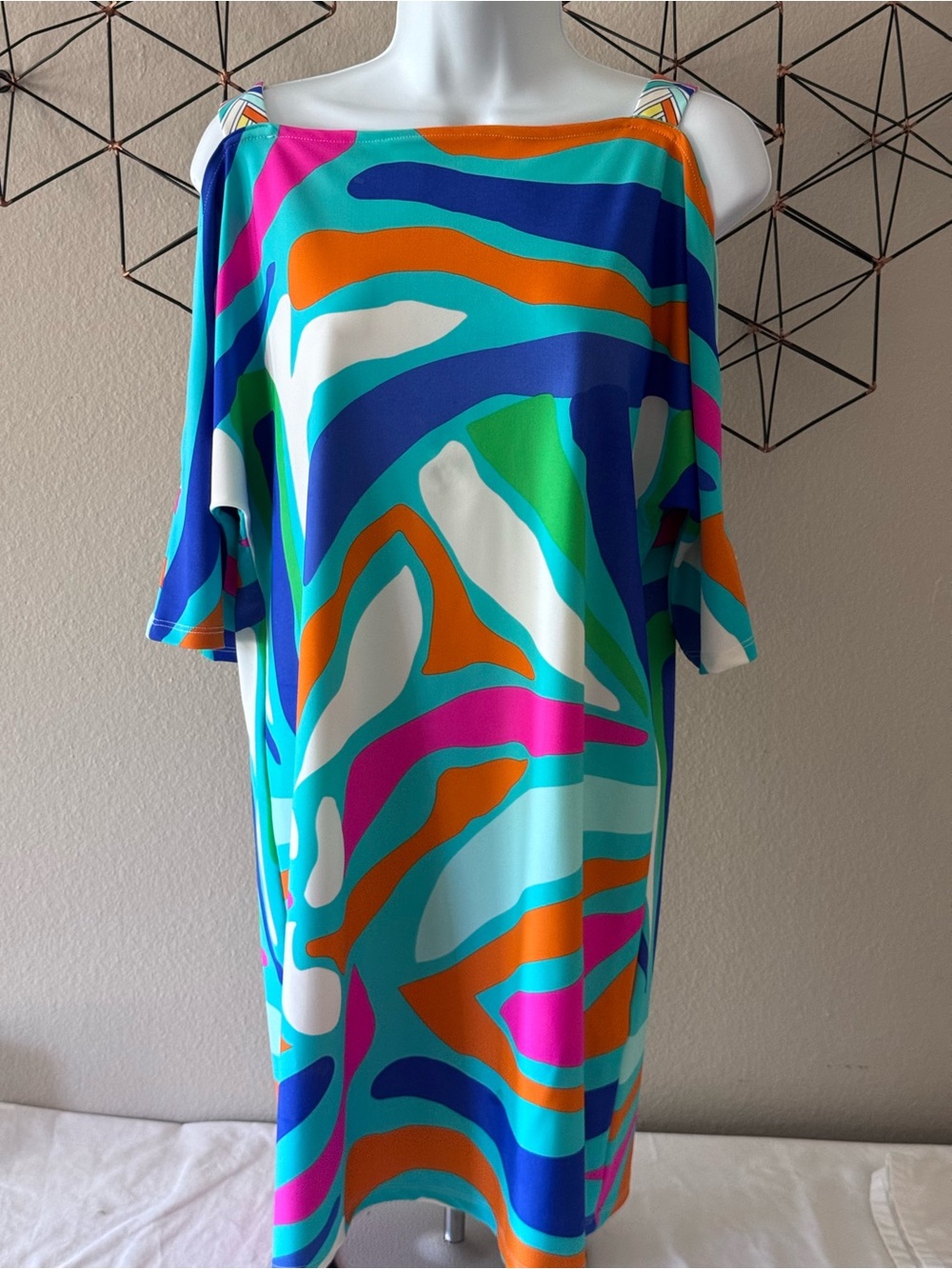 JUDE CONNALLY Cold Shoulder Dress - Ocean Abstract Multicolor Print 

Women’s S